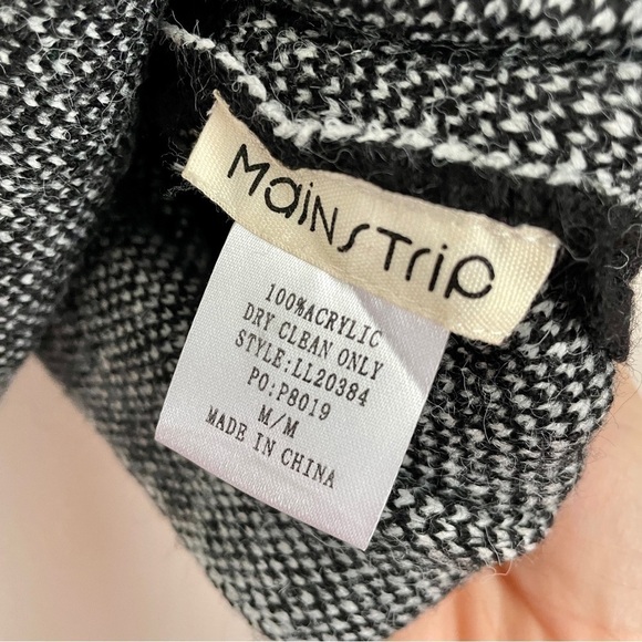 Mainstrip Black White V-Neck Twisted Sweater Medium LL20384 - Picture 6 of 6